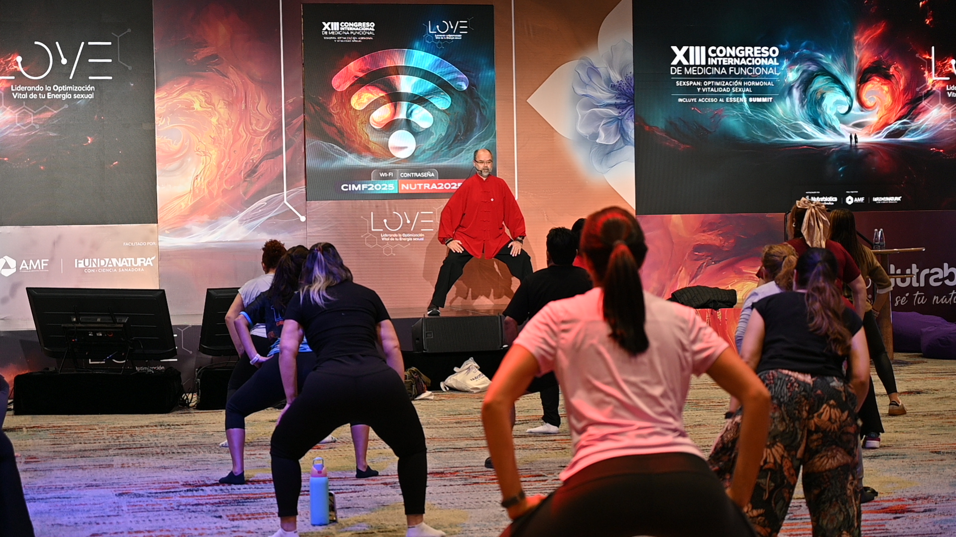 5 movimiento de Ba Duan Jin ú ocho brocados de seda